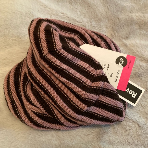 Roxy reversible striped beanie, light purple and dark brown stripe, NWT - Picture 8 of 11